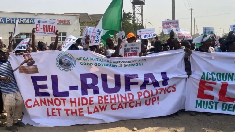 Protesters Storm EFCC HQ, Demand Probe Of El-Rufai’s Alleged N432bn Corruption EL RUFAI PROTEST